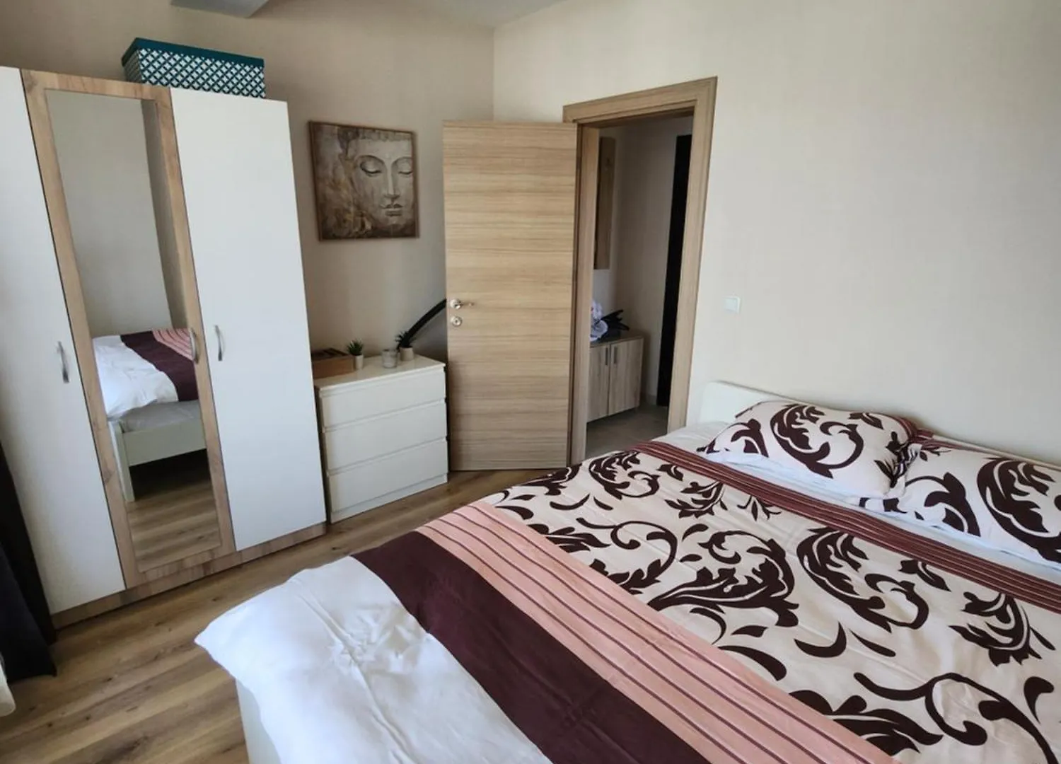 Апартамент 52 Apartment Varna