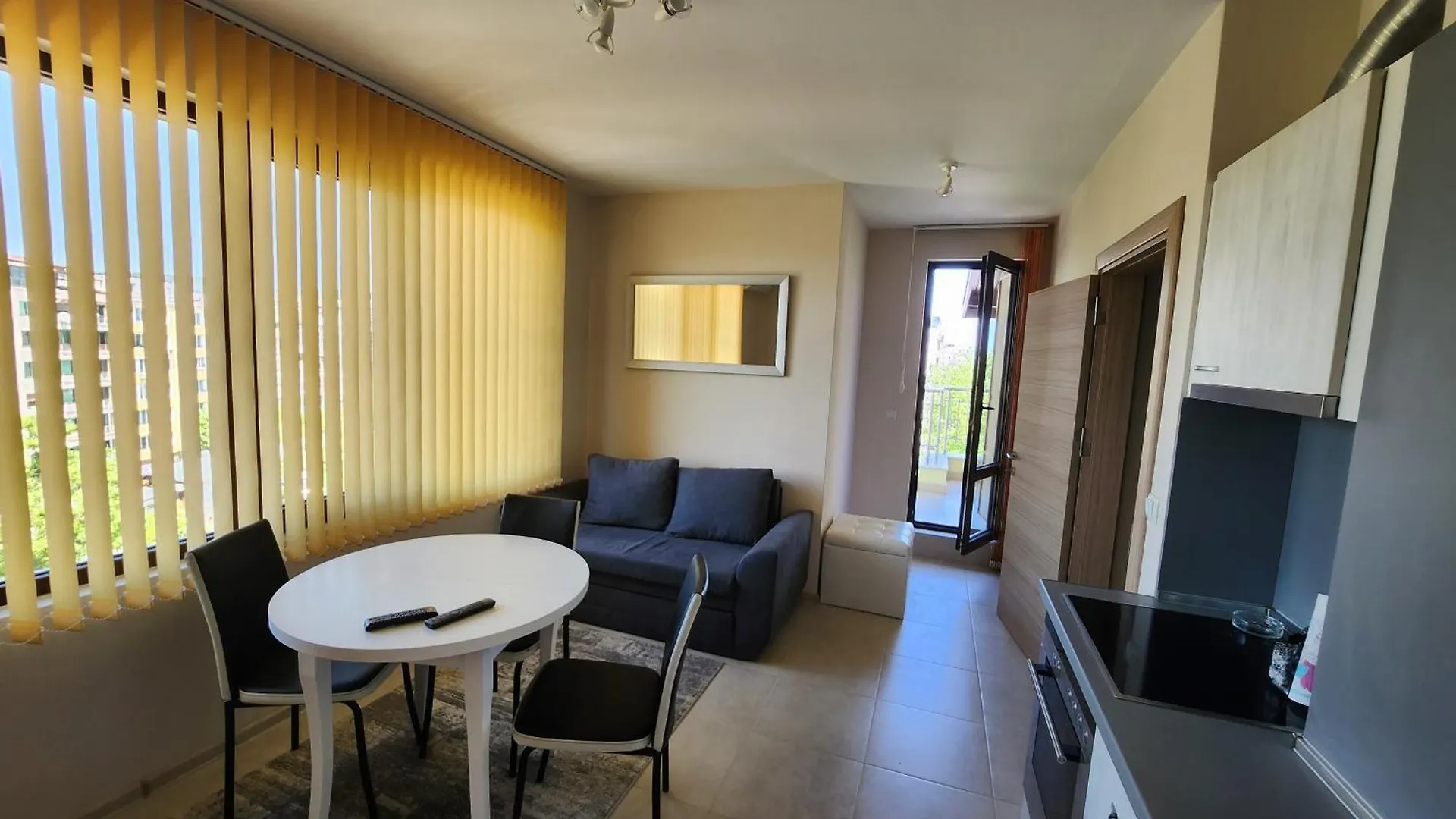 Апартамент 52 Apartment Varna 0*,  Bulgaria